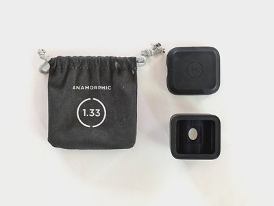 Moment 1.33x Anamorphic Mobile Lens - Blue Flare | M-Series