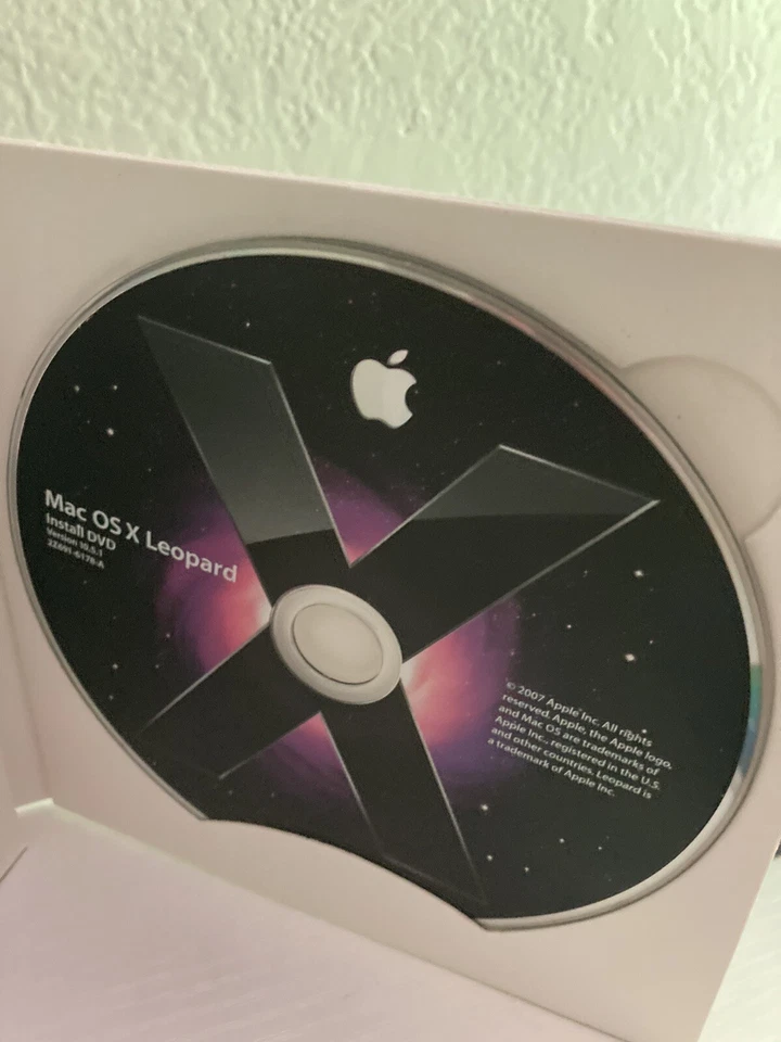 Apple Mac OS X Version 10.5 Leopard (MB022Z/A) Family Pack CIB - Image 4 of 4