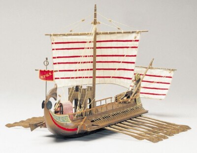 Cäsar Römische Bireme Modellbausatz 1:30 - Historisches Schiffsmodell aus Holz