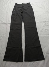 Fabletics Women's StretchTech Kick Flare Scrub Pants AC2 Onyx Medium NWT