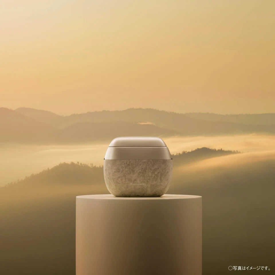 Afeitadora Panasonic Hombre EDICIÓN 70 ANIVERSARIO 5 Hojas Dorada ES-PV70-N Foto 2 de 4