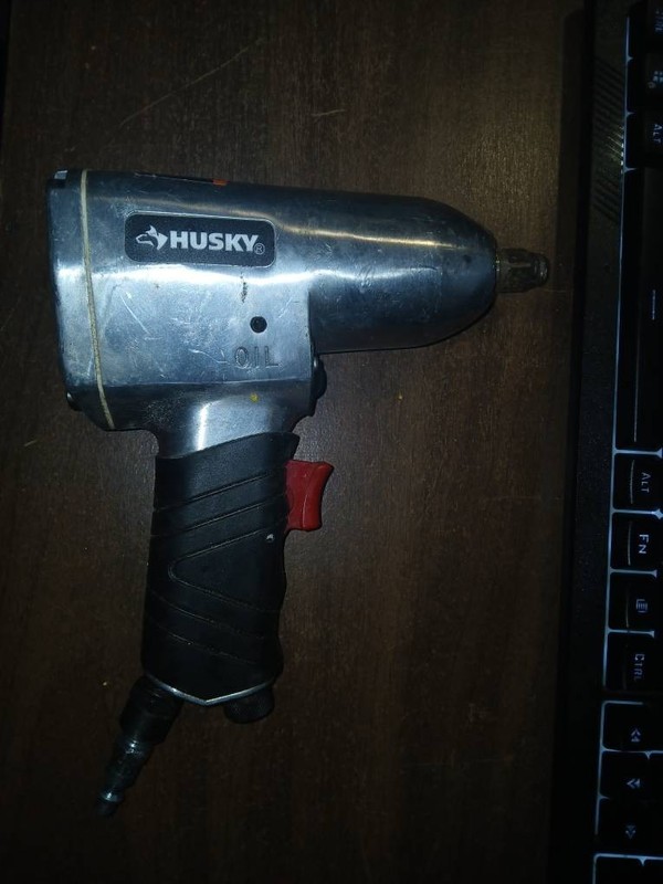 HUSKY H4430 1/2" Air Pneumatic Impact Wrench