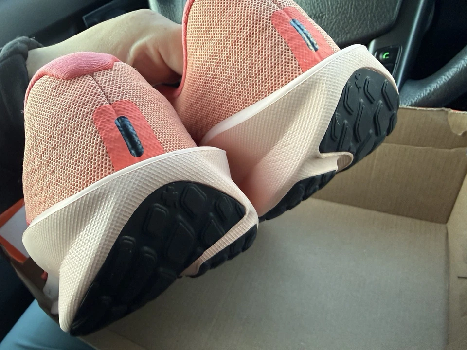 Mujer Nike Downshifters 13 Talla 8.5 Albaricoque Ágata Negro Foto 4 de 4