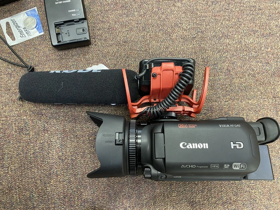 Canon Vixia HF G40 Full HD Pro Camcorder W/ Microphone, All Accessories Big Bund - Image 3 of 4