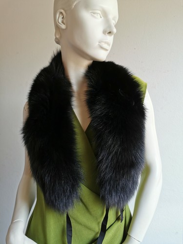 MAX MARA Black FOX FUR Collar 