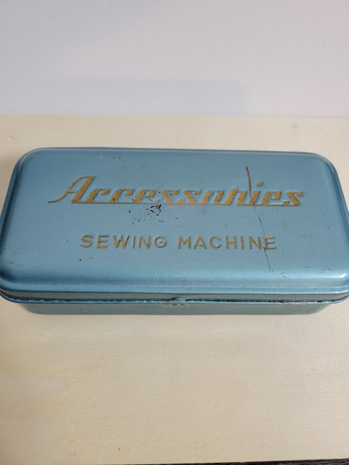 Vintage Accessories Sewing Machine Tin Hinged Lid Box Blue WITH
