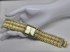 Details Genuine Diamond Analog Wristwatch Gold Tone Band Rectangular Face