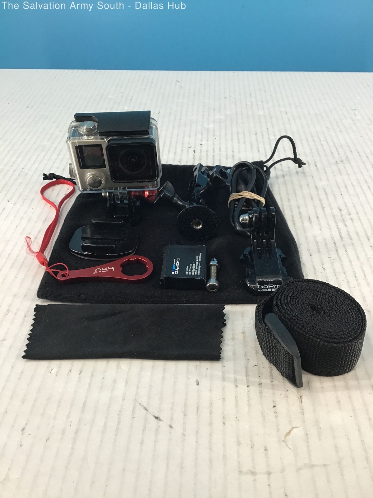 GoPro Hero 4 Action Camera w/ Accessories Powers On eBay