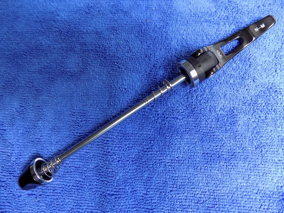 SRAM SKEWER FRONT ONLY 100MM BLACK NEW WITHOUT PACKAGE - Image 2 of 4