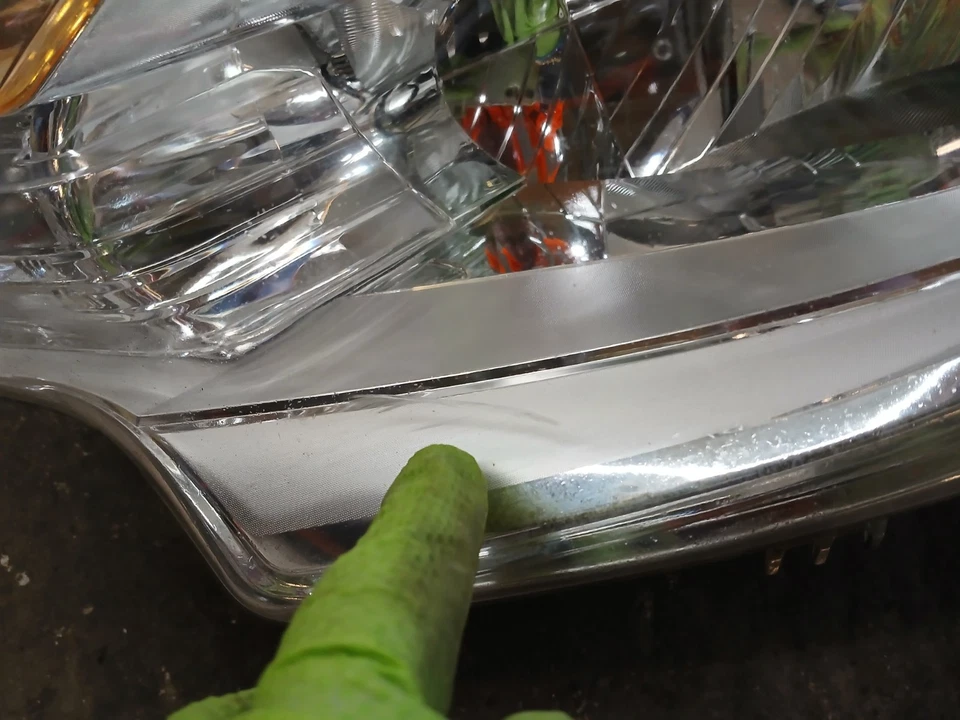 FARO MITSUBISHI L200 N/S LADO IZQUIERDO PASAJERO 2.4 DIÉSEL 2015-2019 TITAN ~ Foto 2 de 4