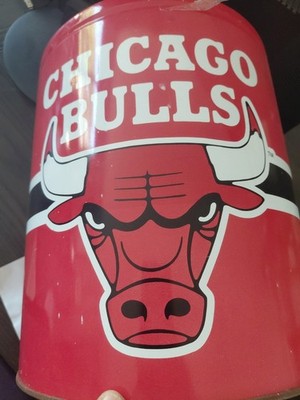 Vintage 1990 NBA Chicago Bulls P&K Product Metal Tin Waste Trash Basket Can