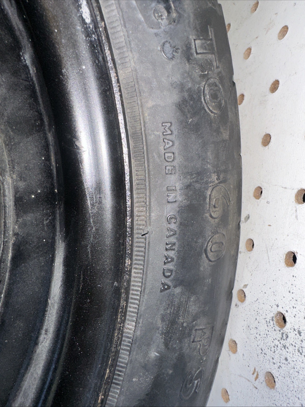 Spare Tire With Vinyl Oem Cover Chrysler Maserati TC 89 90 91