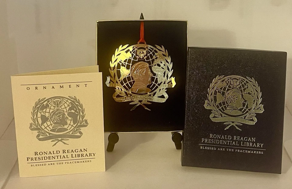 Ornamento Casa Blanca 1994 Biblioteca Ronald Reagan Benditos sean los pacificadores Foto 3 de 4