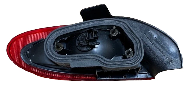 FITS 2000-2002 PONTIAC SUNFIRE LAMP ASM-TAIL 5978352 - NEW OEM 5978352 - Image 2 of 3