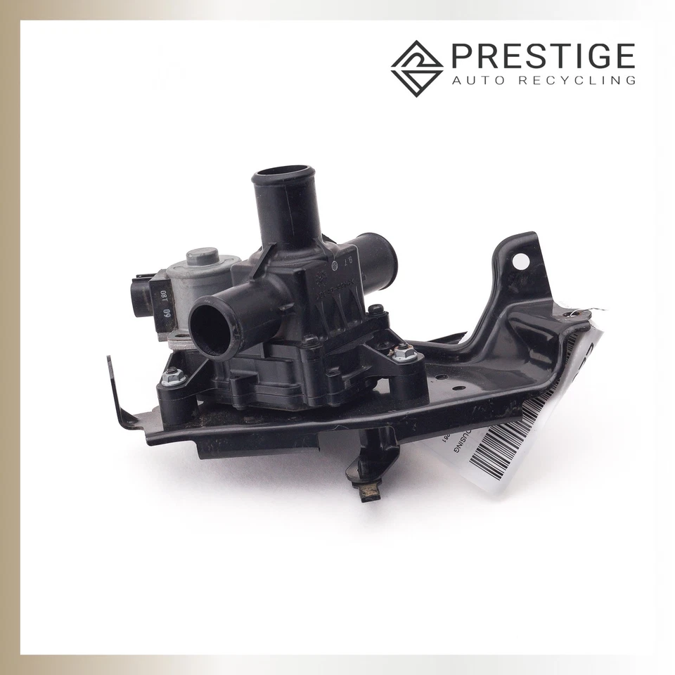 Toyota Mirai 2017 carcasa termostato Foto 2 de 4