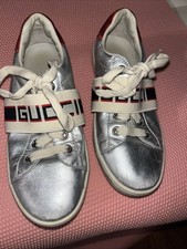 Gucci Youth Girls Tie Up Sneaker Size 1 , Metallic Silver And Red