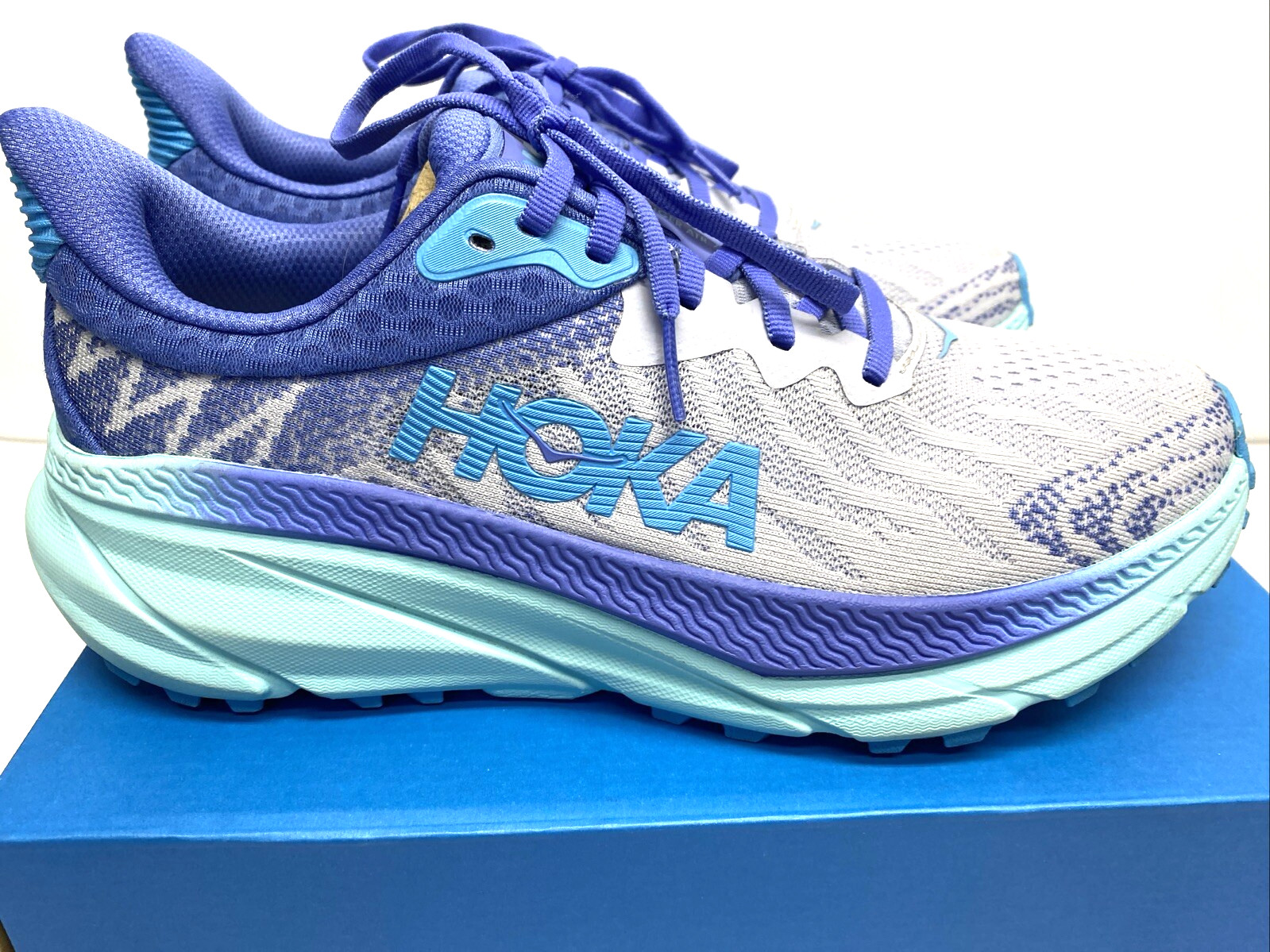 Zapatillas deportivas para correr Hoka Challenger ATR 7 para mujer cubierta púrpura/azul EE. UU. talla 9B