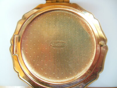Vintage Stratton England Compact Scalloped Edge Floral W/Multi