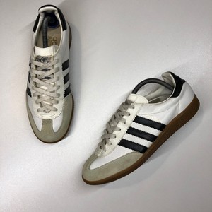adidas universal trainers