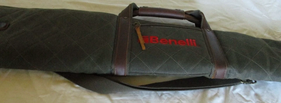 Estuche para pistola Benelli Lodge 53", algodón encerado oliva - 94060 Foto 3 de 4