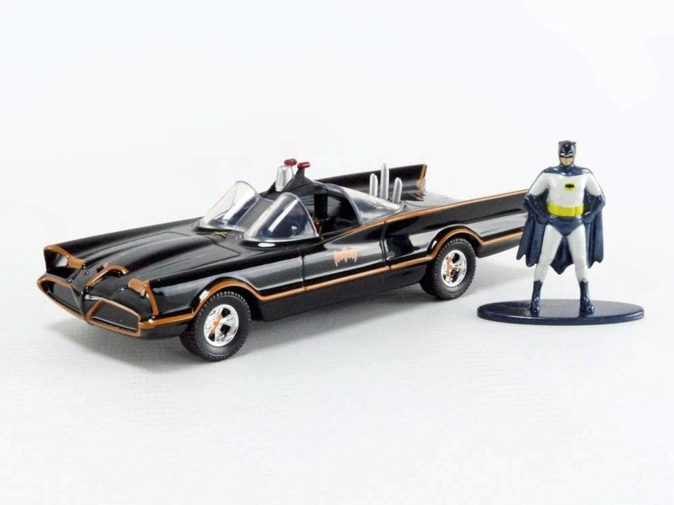 NUEVO Jada Toys 31703 Batman Clásico 1966 TV BATMOBILE Escala 1:32 Vehículo y Figura Foto 2 de 3