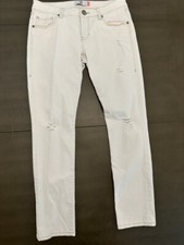 Cabi Style 5089 Antique White Distressed Slim Boyfriend Jeans Size 6 31X29.5
