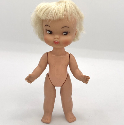 Remco 1966 Vintage HILDY Pocketbook Doll Heidi's Little Sister 5