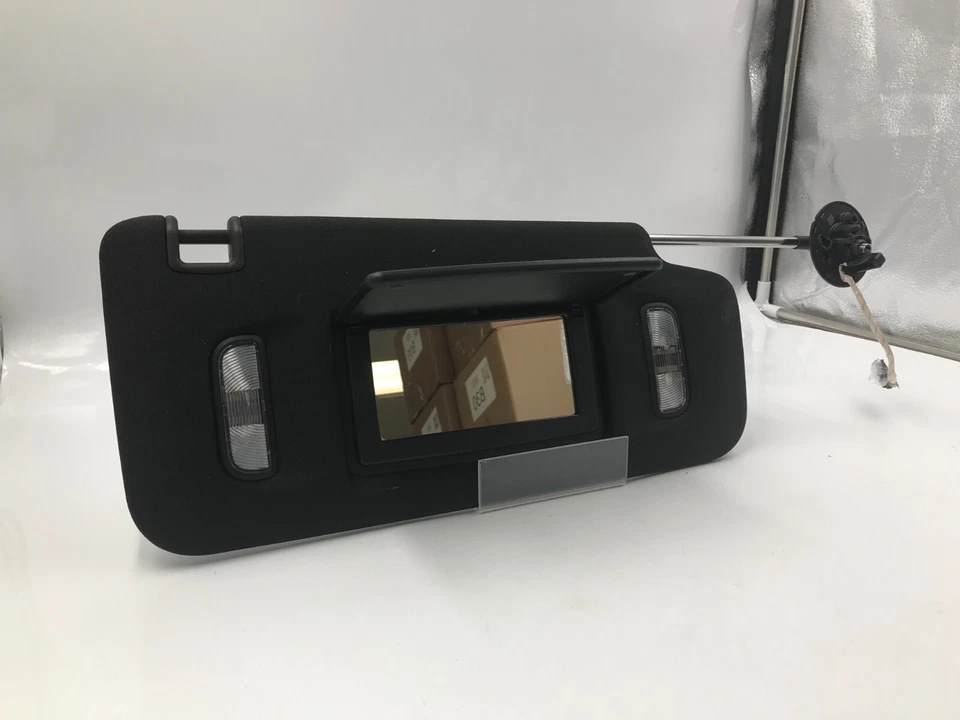 Chevrolet Equinox 2010-2017 parasol pasajero iluminación negra OEM B03B32041 Foto 4 de 4