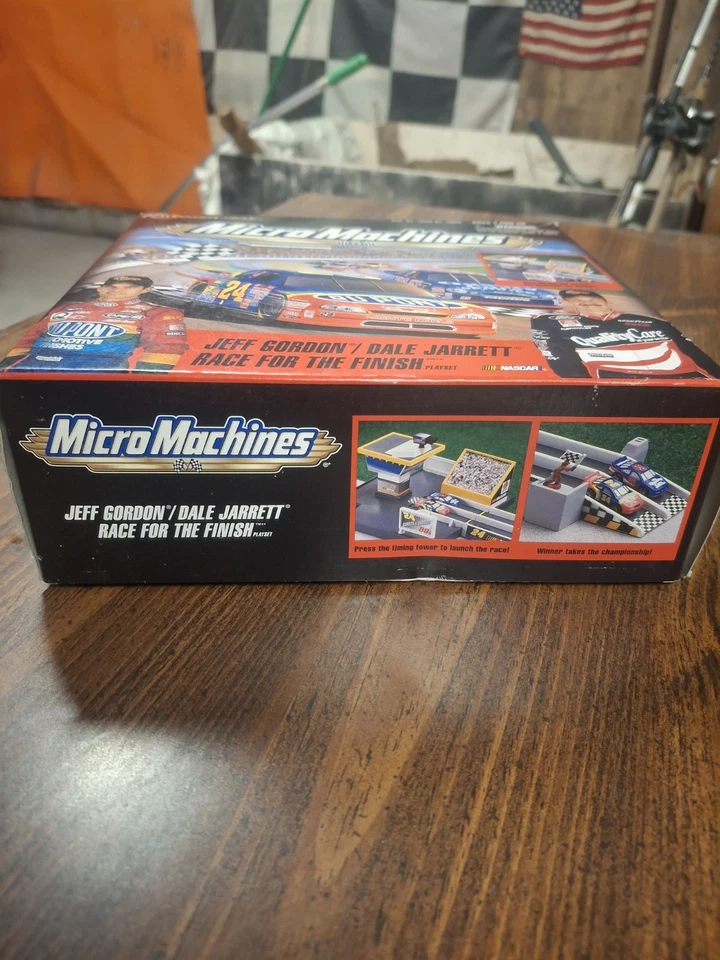 Juego MicroMachines Winners Circle Jeff Gordan y Dale Jarrett 1999 Foto 4 de 4