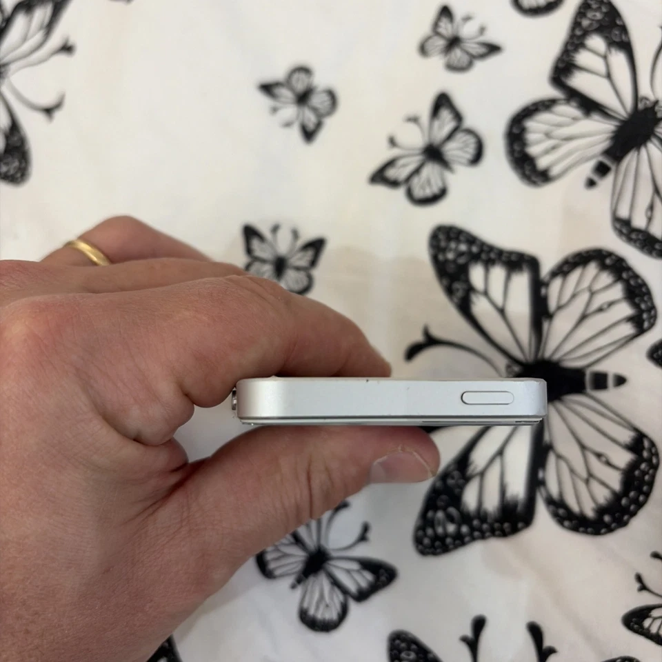 Apple iPhone SE A1723 32gb Bianco Argento Silver 4205 LEGGERE DESCRIZIONE - Immagine 4 di 4