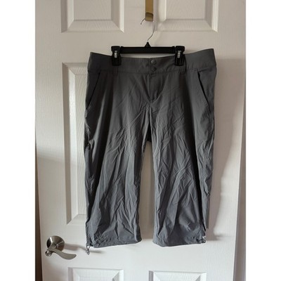 Columbia Women's Gray Hiking Cargo Capri Pants Size 12 Outdoor