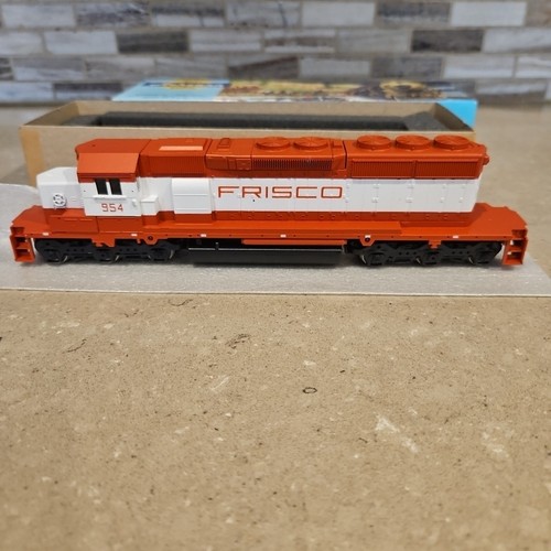 Athearn 4430 Blue Box HO SD40-2 Powered FRISCO #954 DC NIB - Picture 5 of 16