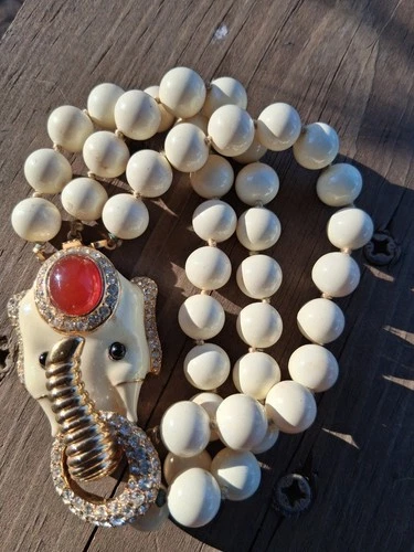 Vintage Signed Ciner Elephant Bracelet Rhinestone Costume Jewelry