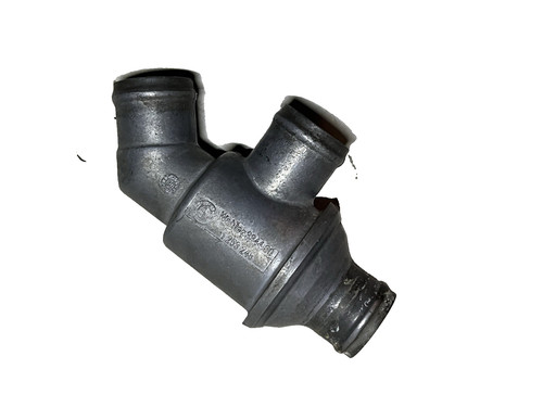 1253248 Thermostatgehäuse Wasserflansch BMW M10 1500-2000 1602-2002 E3 E9 E12 +