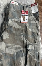 Wrangler Men's Stretch Taper Leg Regular Fit Cargo Pant