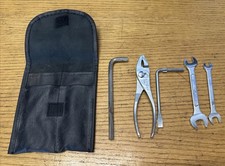 Lexus Sc300 Sc400 1992-96 In Rear Trunk Oem 1 Set Of 5 Tools Black 1 Pouch