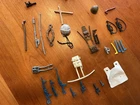 Kenner Star Wars figure accessories - Lot of 29 loose items from 1978 - 1985