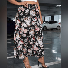 Vintage floral maxi button down tie waist skirt size M