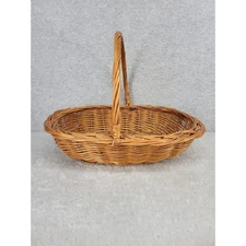 Wicker Basket Oval Handle Picnic Farmhouse Decor Storage Woven 12" x 9"