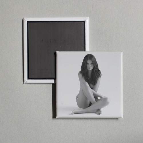 Magnet Frigo Selena Gomez 2 – Rond 56 Mm – Fabrication Française
