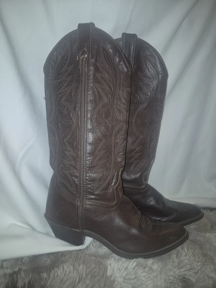 Botas ocidentais vintage Laredo femininas 7,5 M couro marrom cowboy cowgirl feitas nos EUA - Imagem 2 de 4