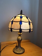 LAMPADA DA TAVOLO STILE TIFFANY BASE METALLO PARALUME VINTAGE BLU CREMA