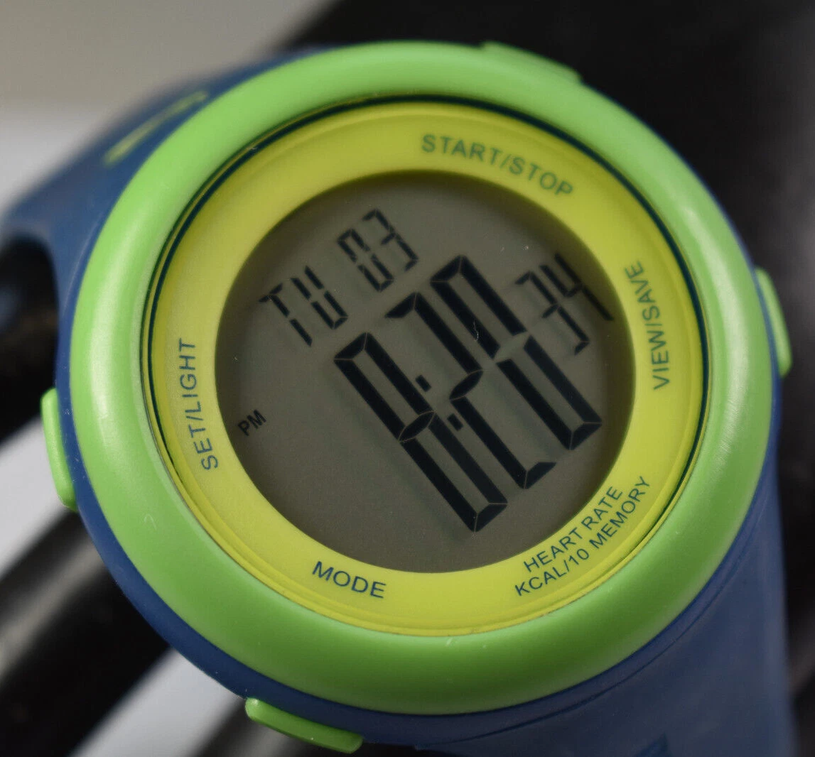 Puma PU910961007 Fit Matt Green Blue Watch NEW BATTERY