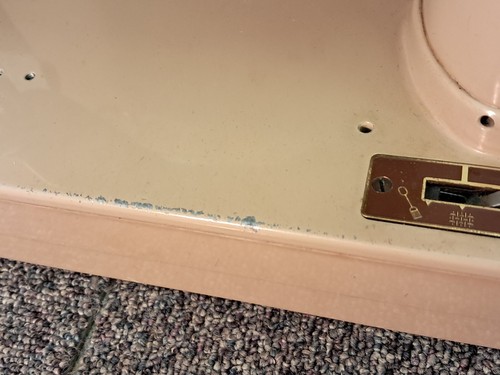 Singer 401G Sewing Machine - Picture 9 of 12