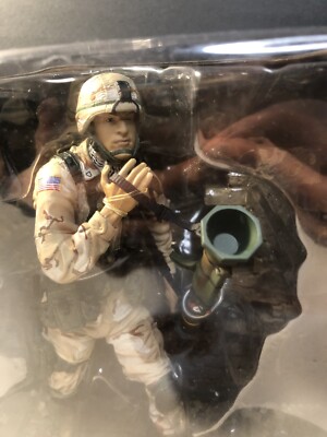 ミリタリー 32 McFarlane's Military Army Desert McFarlane Military Exclusive Army Desert Infantry Deluxe Boxed Set