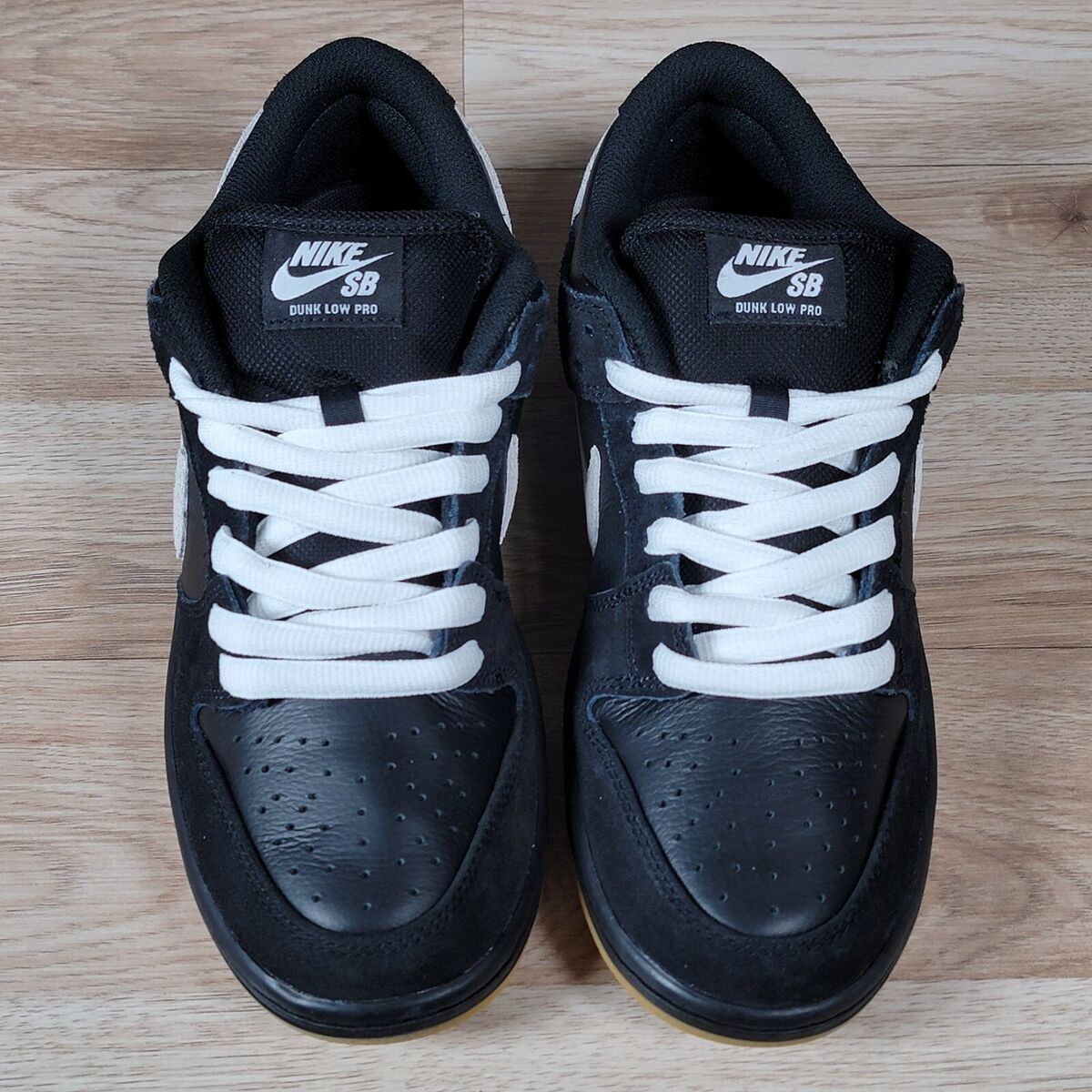 Nike SB Dunk Low Pro Shoes Mens Size 8 Black White Skate Nike SB Dunk Low Pro Shoes Mens Size 8 Black White Skate