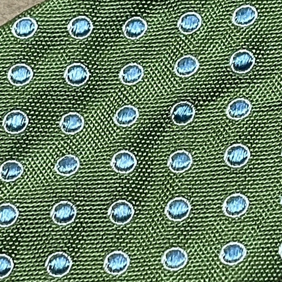 Pajarita de seda Zanahoria & Gibbs punto verde y azul ajustable hecha a mano en Colorado Foto 3 de 4