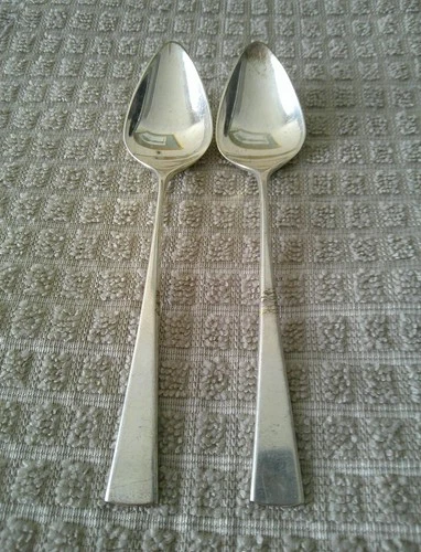 Reed and Barton Vint Lot 2 Sterling Silver 6 1/8" Spoons
