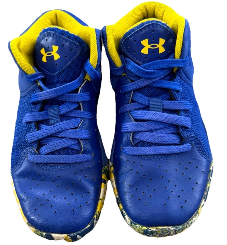 Zapatillas de baloncesto Under Armour Jet ’21 para niños talla 13K azul amarillo para jóvenes Foto 2 de 4