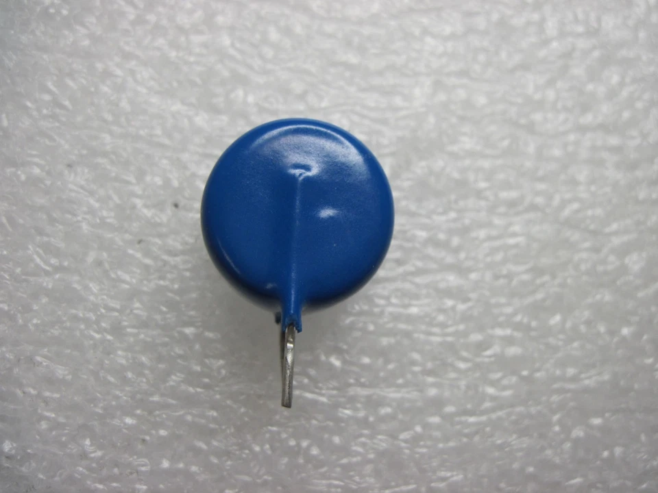 AX39GKE 3.9 OHMITE Foto 3 de 3